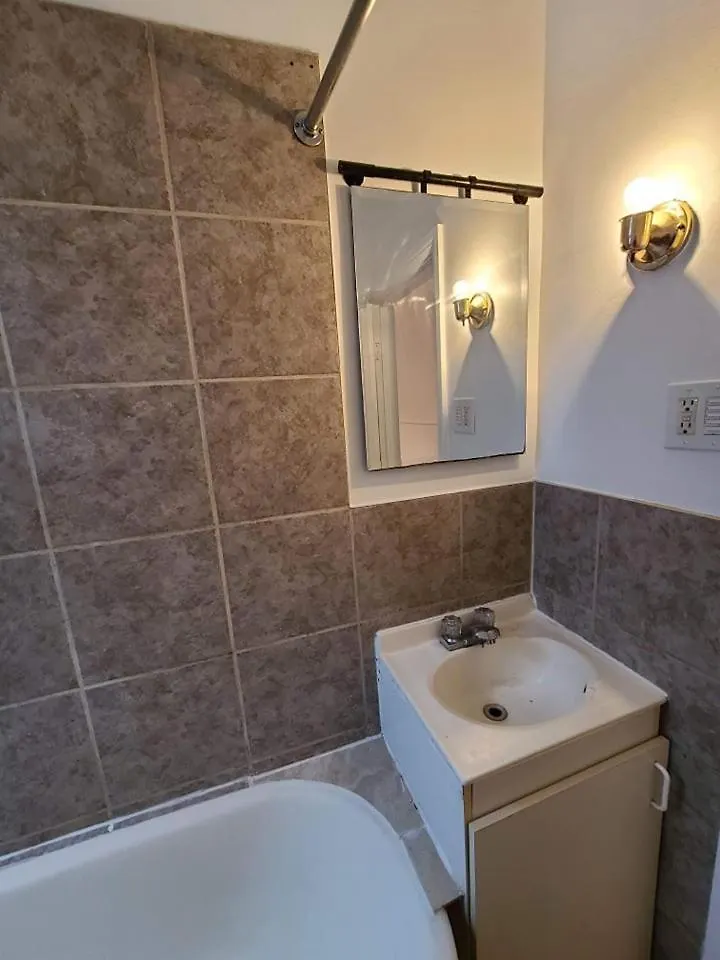 Private Parking Metro Rosemont Full Kitchen Apartment Montreal 0*,  Canada